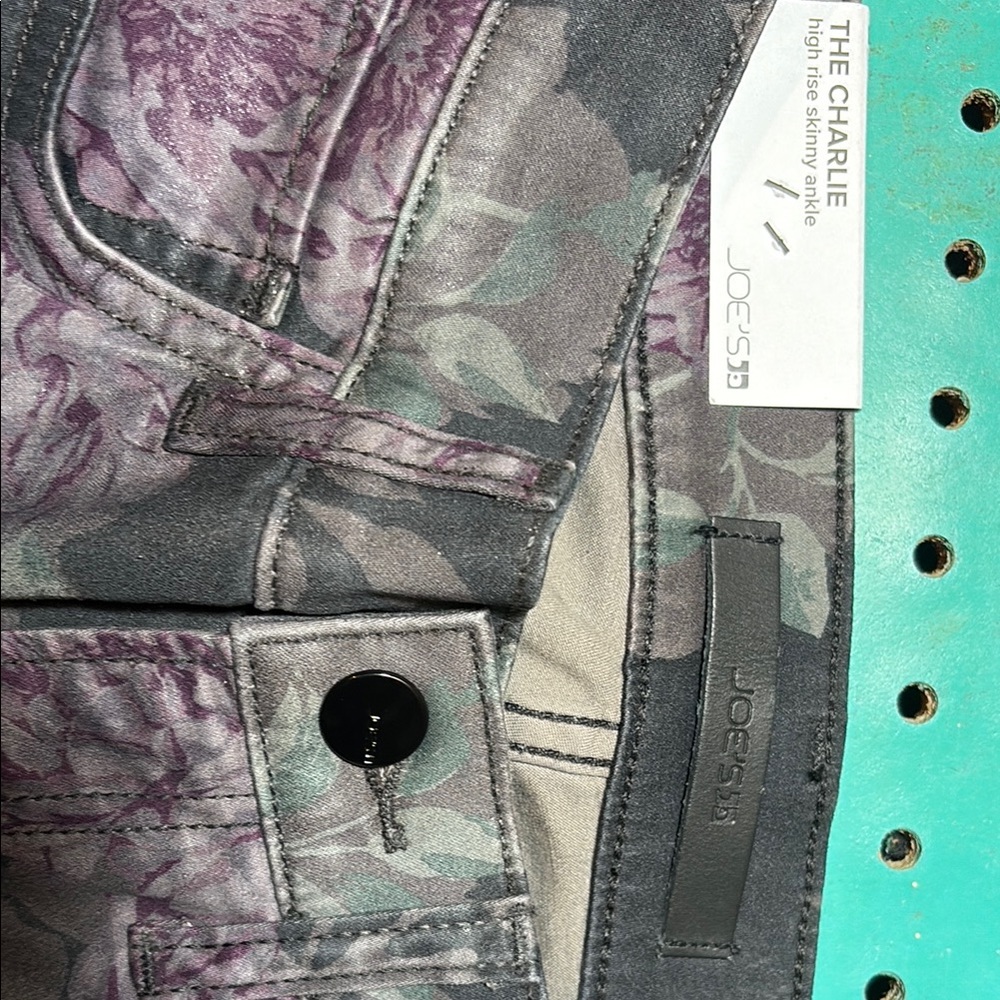 NWT joes jeans the charlie size 26 purple floral pattern - Picture 2 of 7